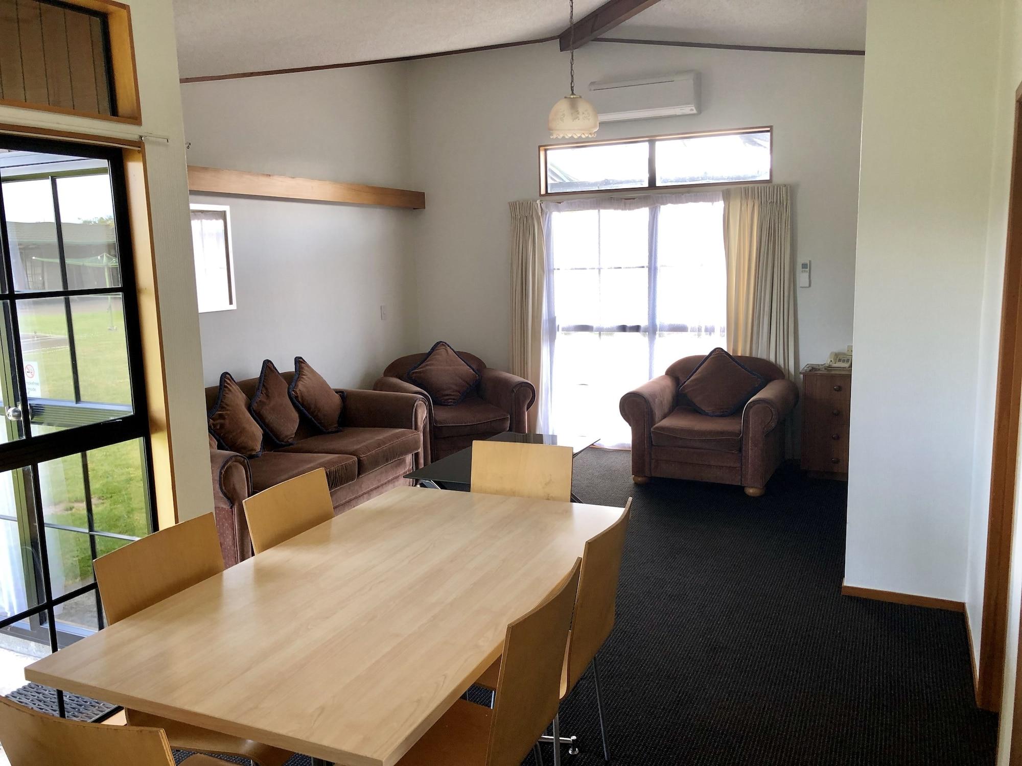 Teal Motor Lodge Гизбърн Екстериор снимка
